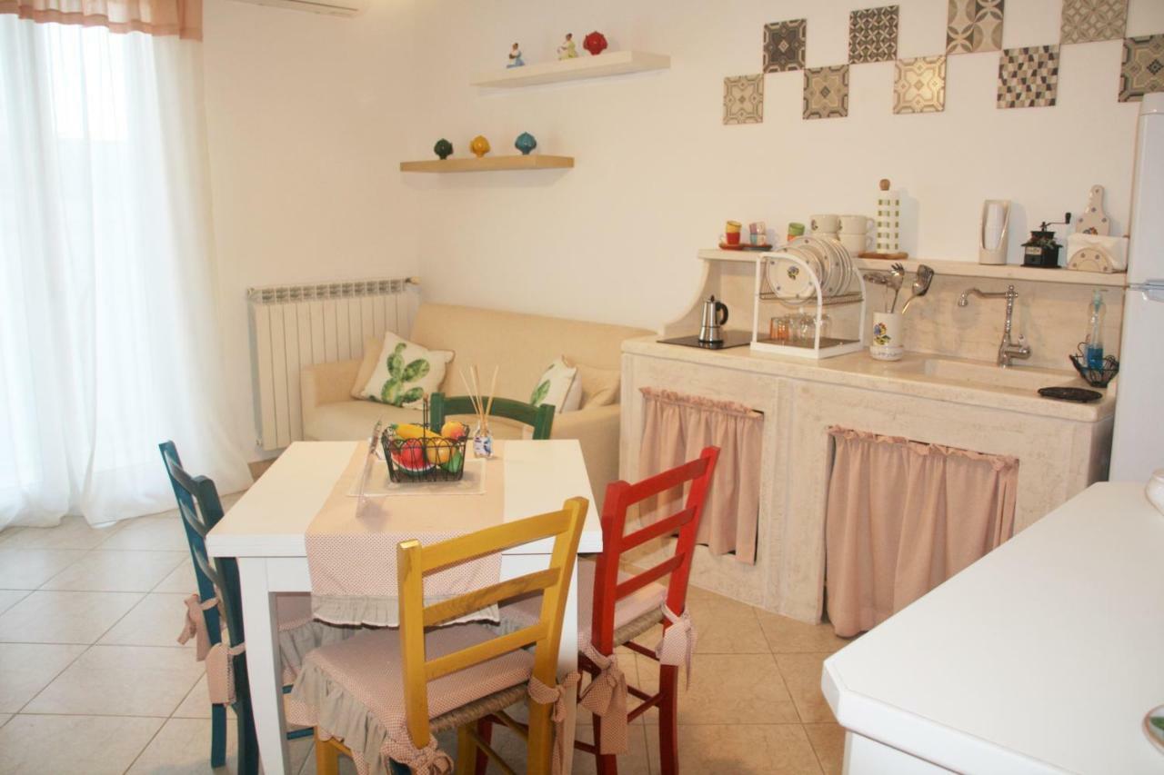Civico 47 Lägenhet Monopoli Exteriör bild